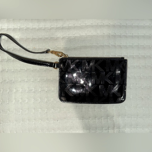 Michael Kors Black MK signature Wristlet. GUC - Picture 1 of 7
